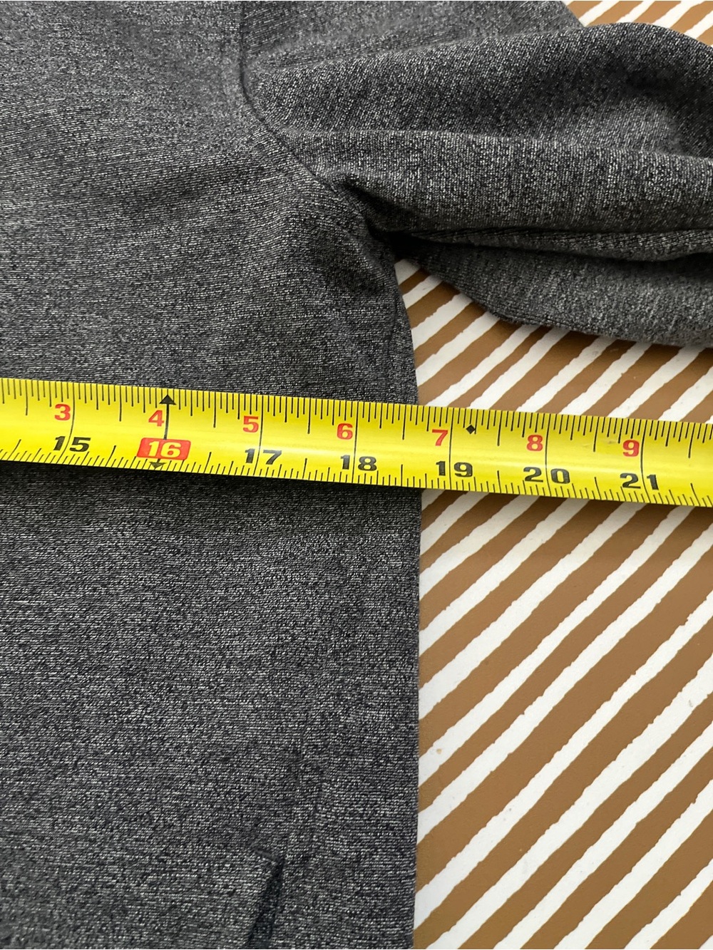 Lululemon City Trek Jacket Heathered Black (women’s 10) - Picture 8 of 9